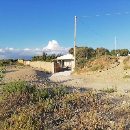 New Rooms On The Beach ポッツァッロ エクステリア 写真